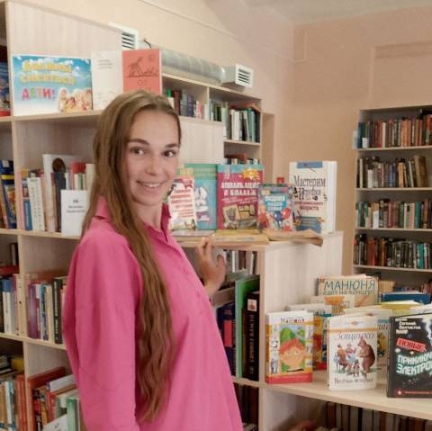 Отдел абонемента приглашает на книжную выставку «Должны смеяться дети»!»