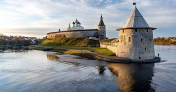 Книжная выставка «Города России: уникальность и красота»